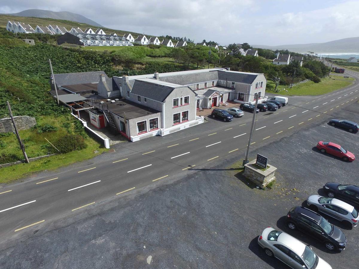 Achill Head Hotel Keel  Exterior photo